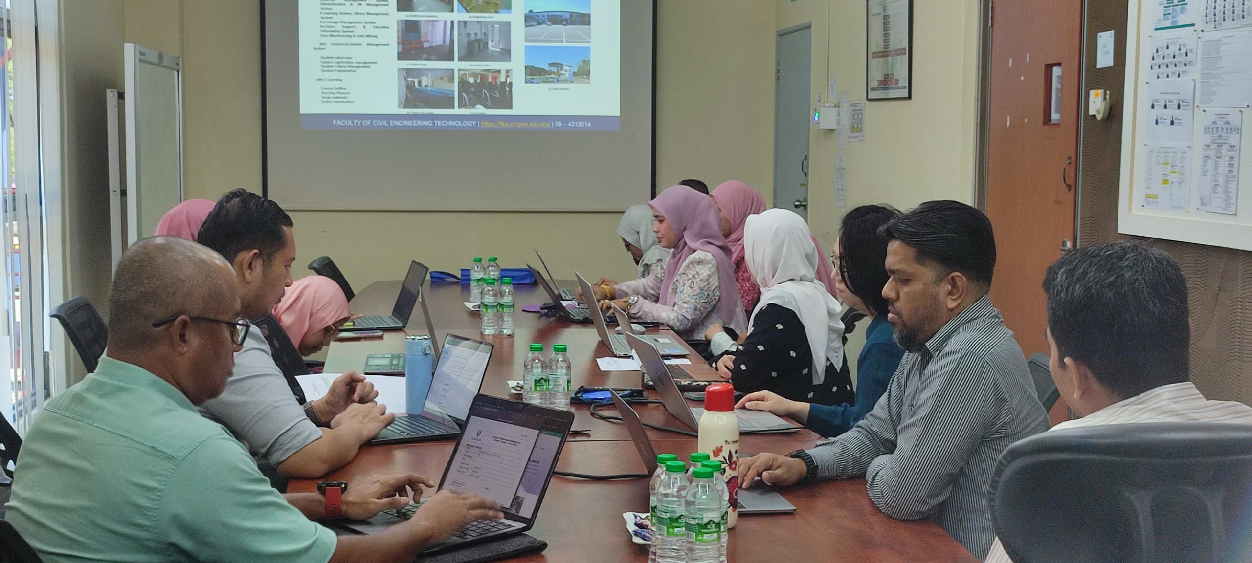 Sesi Audit Dalaman MS ISO 9001:2015 dan Academic Quality Management System (AQMS) bagi Program Pra-Siswazah Fakulti Teknologi Kejuruteraan Awam, Universiti Malaysia Pahang Al-Sultan Abdullah bertempat di Bilik Mesyuarat FTKA pada 6 Mei 2025