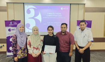 Tahniah diucapkan kepada pelajar Doktor Falsafah FTKA iaitu Kartinie Menon A/P Mohan atas kemenangan TEMPAT PERTAMA Pertandingan 3 Minute Thesis (3MT) 2025 Peringkat UMPSA dengan tajuk “From Waste to Worth” (Kategori Sciences, Technology & Engineering) 