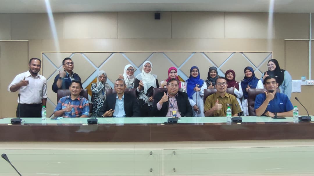Lawatan Penanda Aras dari Jabatan Kejuruteraan Awam, Politeknik Sultan Mizan Zainal Abidin (PSMZA) Dungun, Terengganu ke Fakulti Teknologi Kejuruteraan Awam, UMPSA pada 22 September 2025 bertempat di UMPSA Kampus Gambang