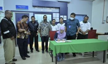 Fakulti Teknologi Kejuruteraan Awam telah menerima kunjungan daripada YBhg. Prof. Dr. Yatimah Alias, Naib Canselor UMPSA bersama Dekan FTKA, Dr. Noram Irwan Ramli serta Pengurusan dan wakil teknikal FTKA ke makmal-makmal FTKA pada 9 Oktober 2025