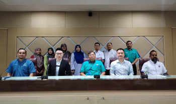 Mesyuarat Dan Taklimat Kerjasama Perancangan Penawaran Program Dual Ijazah Program Sarjana, Fakulti Teknologi Kejuruteraan Awam, UMPSA bersama pihak Chongqing University pada 15 Oktober 2025 bertempat di Bilik Mesyuarat Senat UMPSA Kampus Gambang
