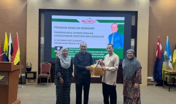 Bengkel Pengenalan dan Simulasi applikasI GEOSTUDIO’23 @ SLOPEW yang telah berlangsung pada 17 Oktober 2025 di Dewan Auditorium JKE, POLISAS, Kuantan dan disampaikan oleh PM Dr. Mohd Fakhrurrazi Ishak, Pensyarah Fakulti Teknologi Kejuruteraan Awam, UMPSA