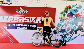 Warga Fakulti Teknologi Kejuruteraan Awam, UMPSA mengucapkan tahniah dan syabas kepada PM Dr. Mohd Fakhrurrazi Ishak di atas pencapaian cemerlang beliau di Kejohanan Berbasikal MAKSAK Kebangsaan 2025 yang berlangsung di Melaka pada 13 - 15 November 2025