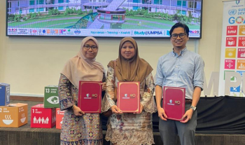 Tahniah diucapkan kepada semua pensyarah FTKA, UMPSA iaitu Dr. Noor Intan Shafinas Muhammad, Ts. Dr. Roziah Zailan, Ir. Dr. Khairul Anuar Shahid dan Dr. Norhaliza Wahab yang menerima periktirafan sijil ESG Professional pada 17 Disember 2025 