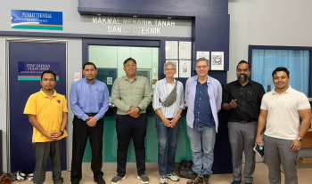 Faculty of Civil Engineering Technology UMPSA welcomed representatives from Sunrise Agriculture Group for a productive industry engagement session and share their expertise in mineral applications for sustainable community development and environment