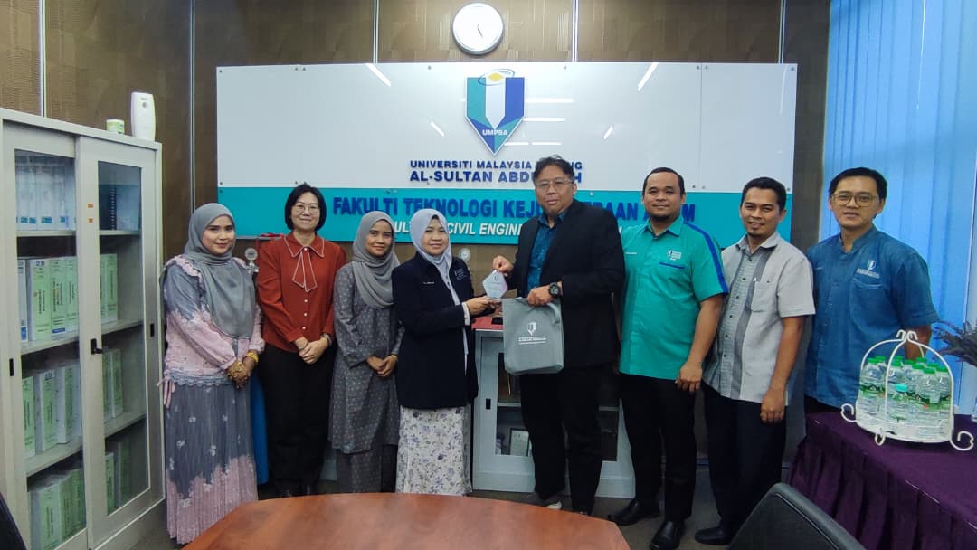 Lawatan Panel Penilai Luar, Prof. Ir. Dr. Che Maznah Mat Isa bagi program Sarjana Muda Kejuruteraan Awam dengan Kepujian di FTKA UMPSA pada 28 April 2026 bagi menyemak dokumentasi SAR sebelum lawatan penuh akreditasi EAC BEM pada bulan Jun 2026