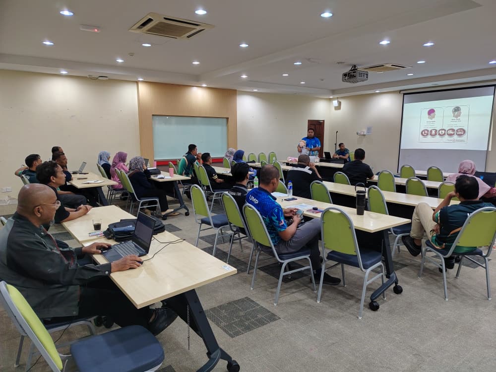 Kursus Kompetensi First Aider (Refresher) bagi Jawatankuasa Keselamatan &amp; Kesihatan Pekerjaan (KKP), Fakulti Teknologi Kejuruteraan Awam, UMPSA pada 18 - 19 Mei 2026 bertempat di Dewan Tun Teja, UMPSA Kampus Gambang