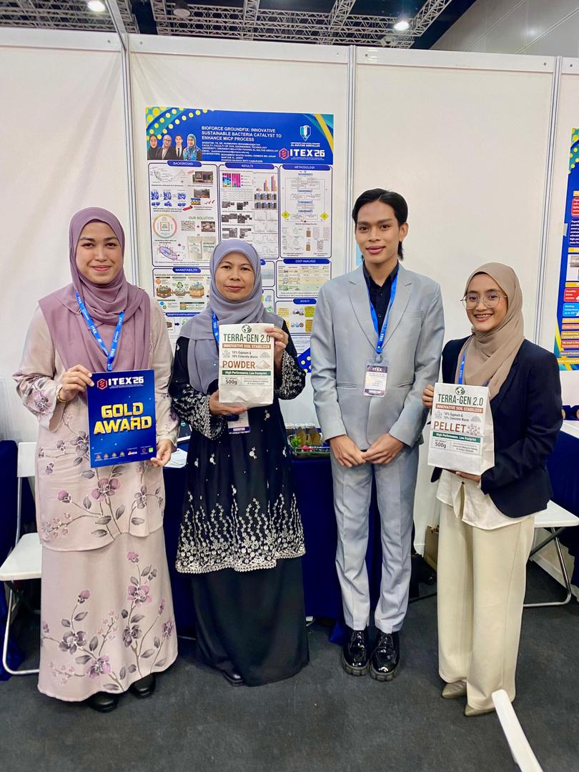 Setinggi-tinggi tahniah diucapkan kepada Ts. Dr. Nurmunira Muhammad@Atan yang menerima Pingat Emas dengan tajuk penyelidikan (BIOFORGE GROUNDFIX: Innovative Sustainable) di dalam ITEX 2026 bertempat di KLCC Convention Centre, Kuala Lumpur pada 31 Mei 2026